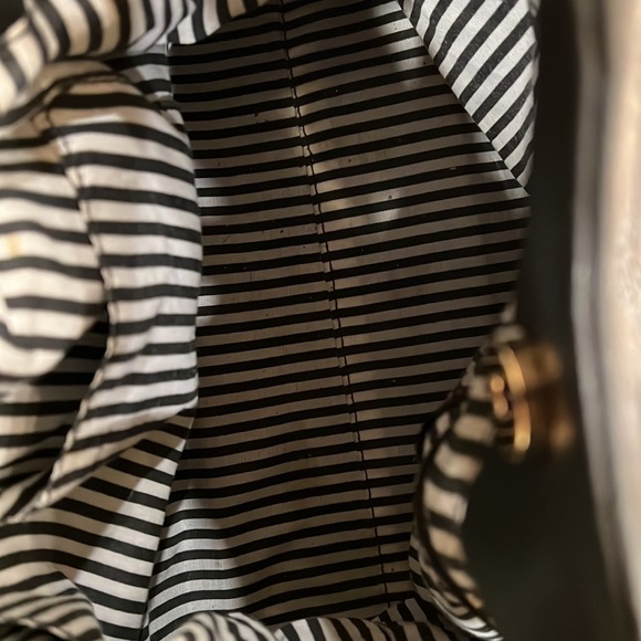 JustFab - Black Top Handle/Messenger Bag - Picture 4 of 4